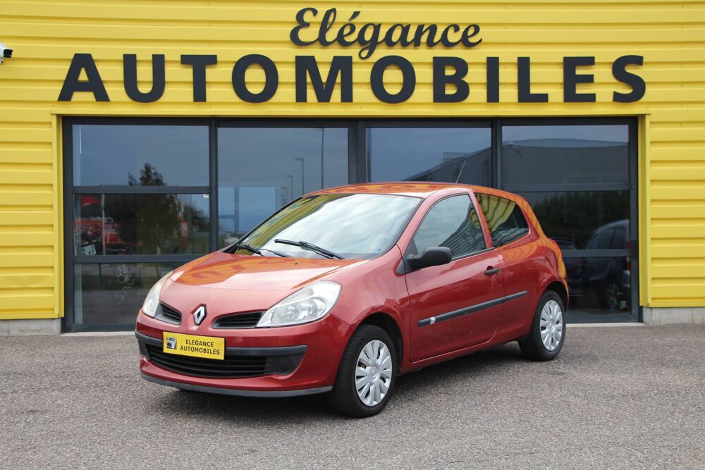 Clio III (B/C85) 1.2 16v 75ch Confort Pack Clim Dynamique 3p 2006 occasion 68190 Ensisheim