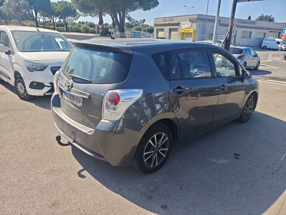 Verso Phase 2 (AU-ZG) 2.0 D-4D 16V 124 cv 2014 occasion 66430 Bompas