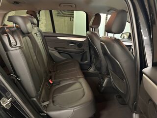 Serie 2 218iA 140ch Luxury DKG7 7cv 2019 occasion 75010 Paris