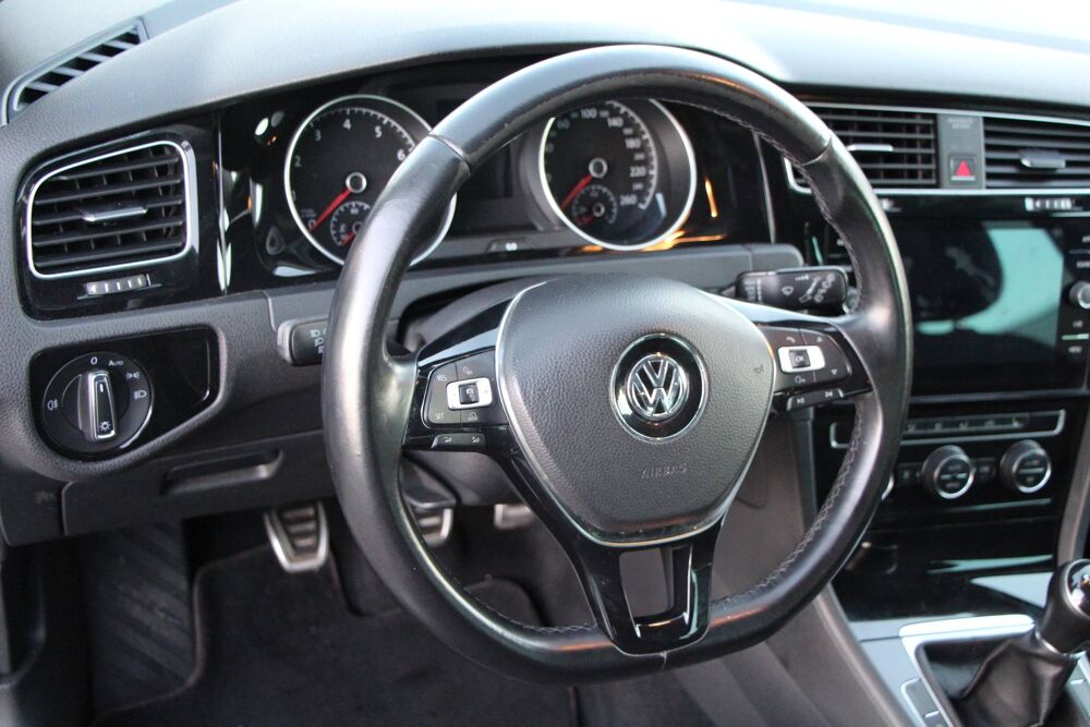 Golf VII 1.4 TSI 125ch BlueMotion Technology Confortline 5p 2017 occasion 68190 Ensisheim