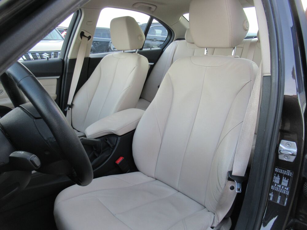 S&eacute;rie 3 F30 LCI 318d 2.0 150ch Luxury 2026 occasion 10410 Saint-Parres-aux-Tertres