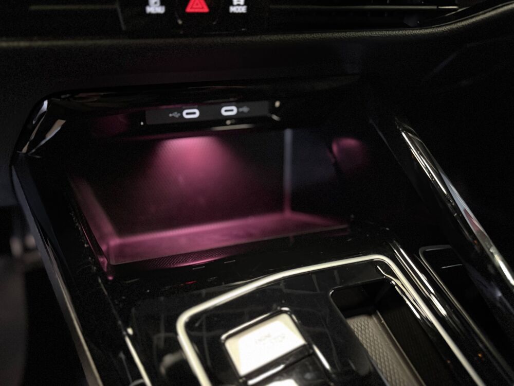Golf GOLF R-LINE 1.5 ETSI 150CV DSG ATTELAGE HARMANKARDON 2024 occasion 77240 Vert-Saint-Denis