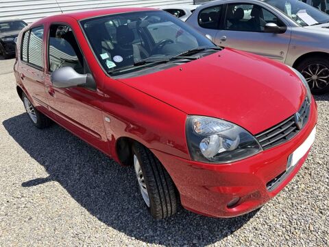 Clio II 1.2 16v Campus Bye Bye 5p 2012 occasion 69800 Saint-Priest