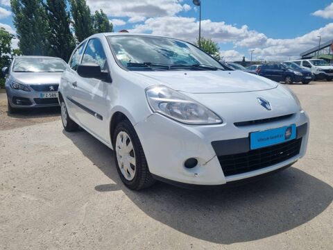 Renault clio III (K85) 1.5 dCi 70ch Authentique