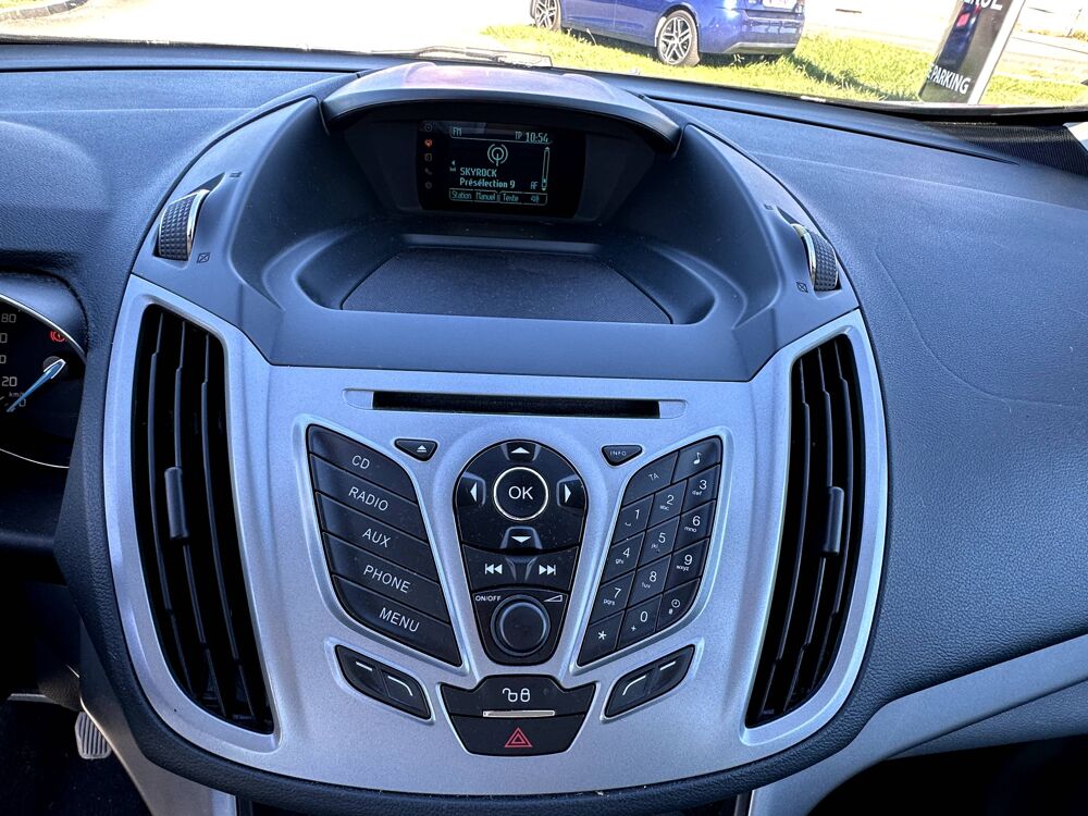 C-max FORD C-MAX 1.5 TDCI 115 CV TREND 2014 occasion 17430 Tonnay-Charente