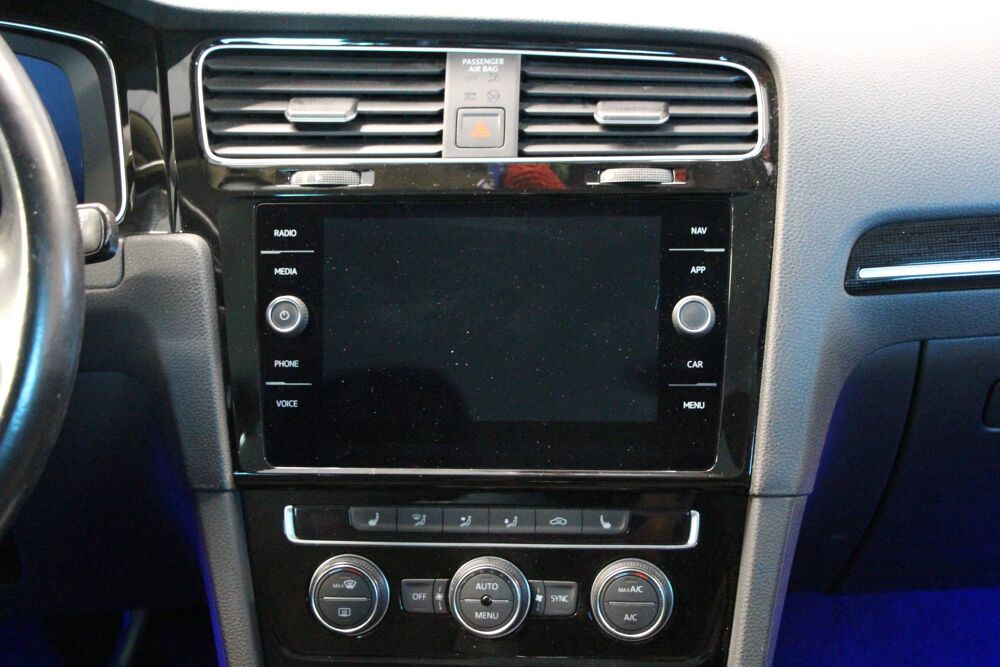 Golf 2.0 TDI 150ch FAP R-LINE / CAMERA / CARPLAY 2019 occasion 68190 Ensisheim
