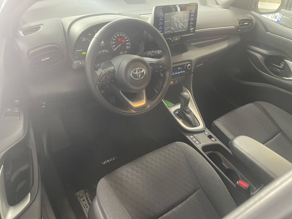 Yaris IV 116h Dynamic Business 5p + Stage Hybrid Academy MY21 2022 occasion 92500 Rueil-Malmaison