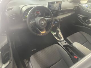 Yaris IV 116h Dynamic Business 5p + Stage Hybrid Academy MY21 2022 occasion 92500 Rueil-Malmaison