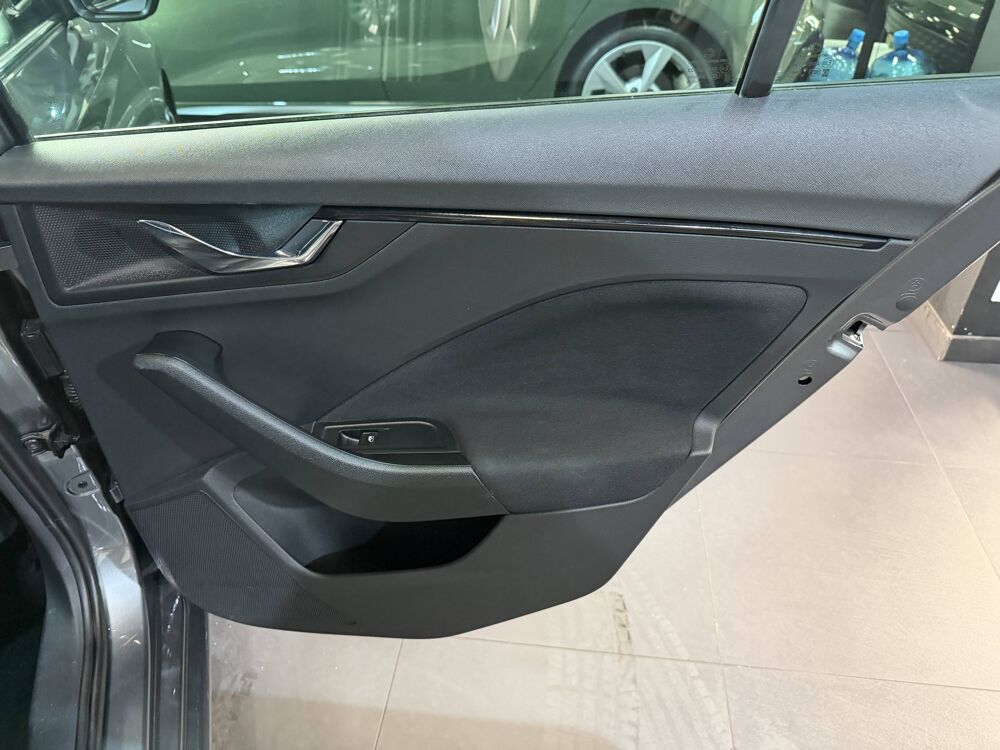 Scala ŠKODA SCALA 1.0 TSI BVM6 SELECTION 2025 occasion 77240 Vert-Saint-Denis