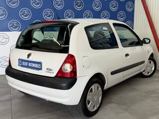 Clio II (B/C65) 1.2 60ch Dynamique 3p 2006 occasion 38130 &Eacute;chirolles