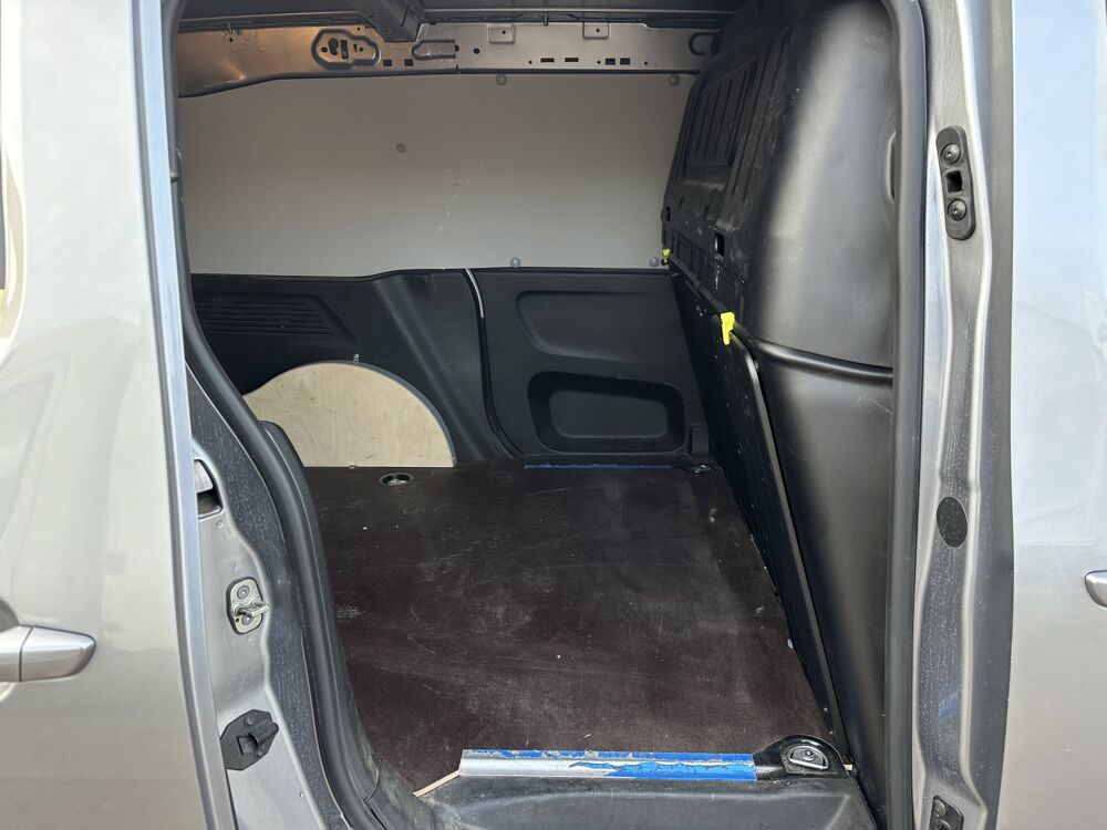 Combo VU Opel Combo Cargo IV M 650kg BlueHDi 130ch S&S EAT8 2023 occasion 21600 Longvic