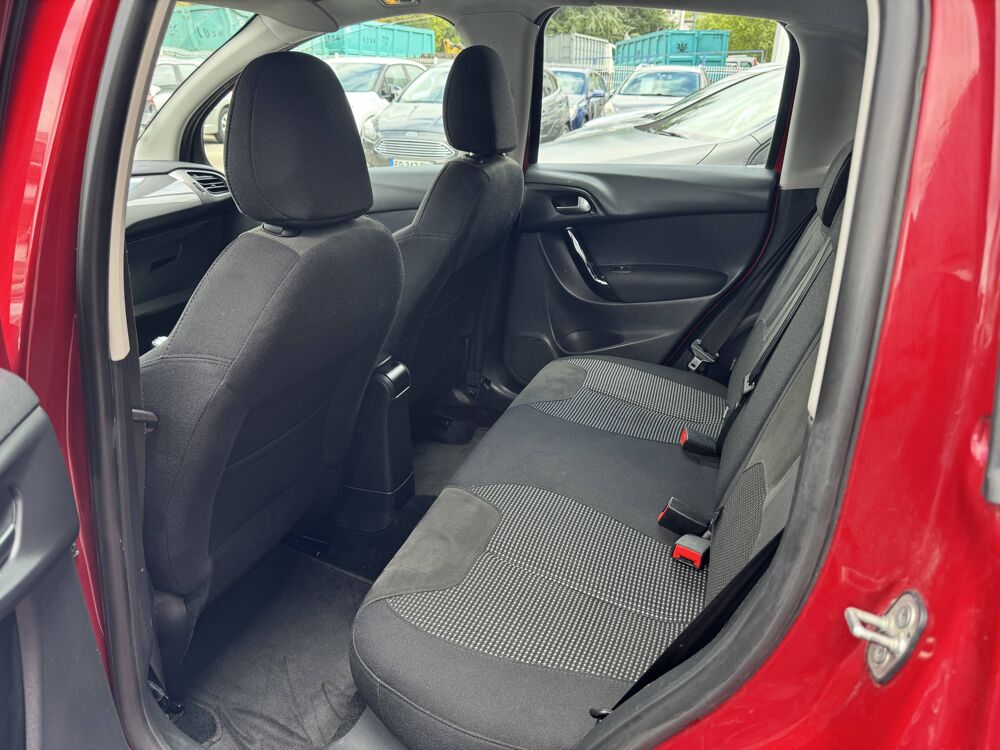 C3 II 1.6 e-HDi90 Exclusive 2014 occasion 38130 &Eacute;chirolles