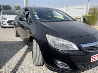 Astra IV 1.4 Twinport Essentia 2012 occasion 69800 Saint-Priest