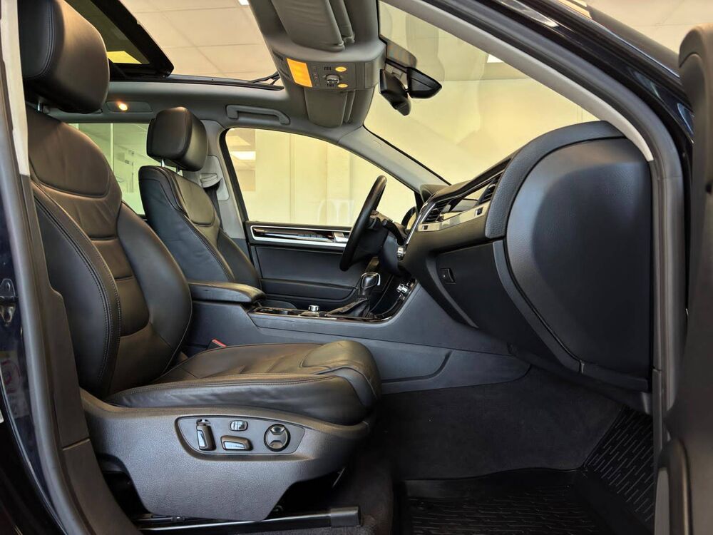 Touareg II 3.0 V6 TDI 245ch BlueMotion FAP R Line Edition 4Motion Ti 2013 occasion 06250 Mougins