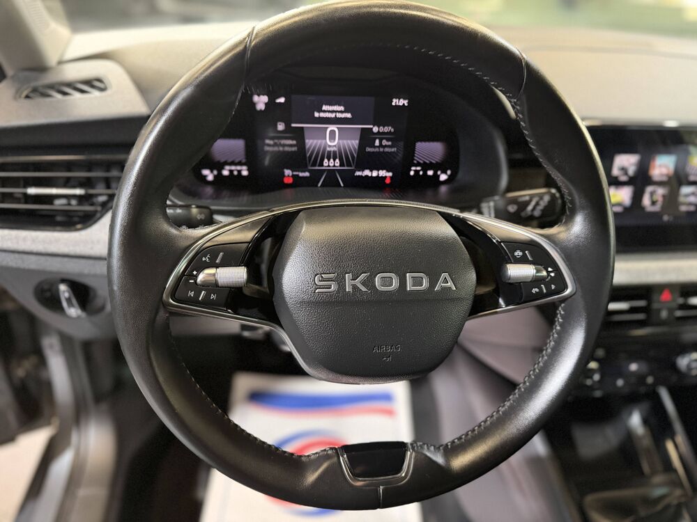 Scala ŠKODA SCALA 1.0 TSI BVM6 SELECTION 2025 occasion 77240 Vert-Saint-Denis