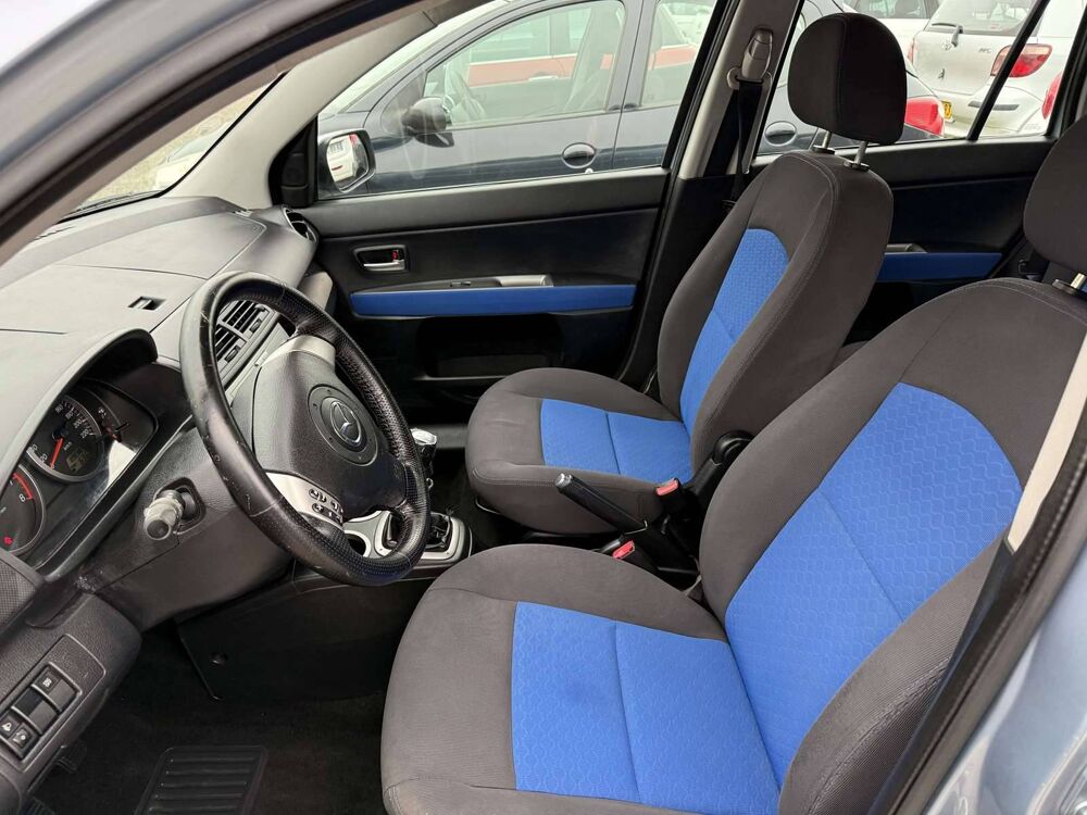 Mazda2 1.6 Elegance 2005 occasion 69800 Saint-Priest
