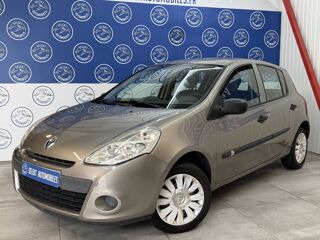 Clio III (B/C85) 1.2 16v 75ch Authentique 5p 2011 occasion 38130 &Eacute;chirolles