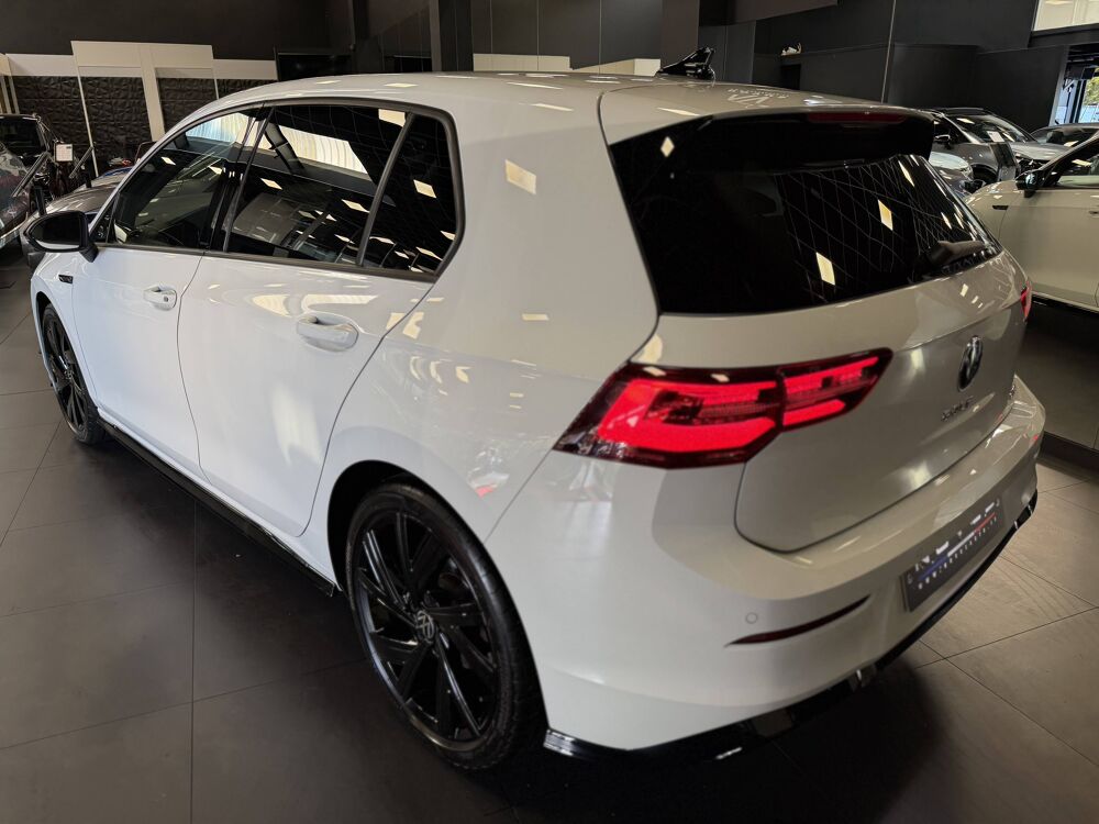 Golf GOLF R-LINE 1.5 ETSI 150CV DSG ATTELAGE HARMANKARDON 2024 occasion 77240 Vert-Saint-Denis