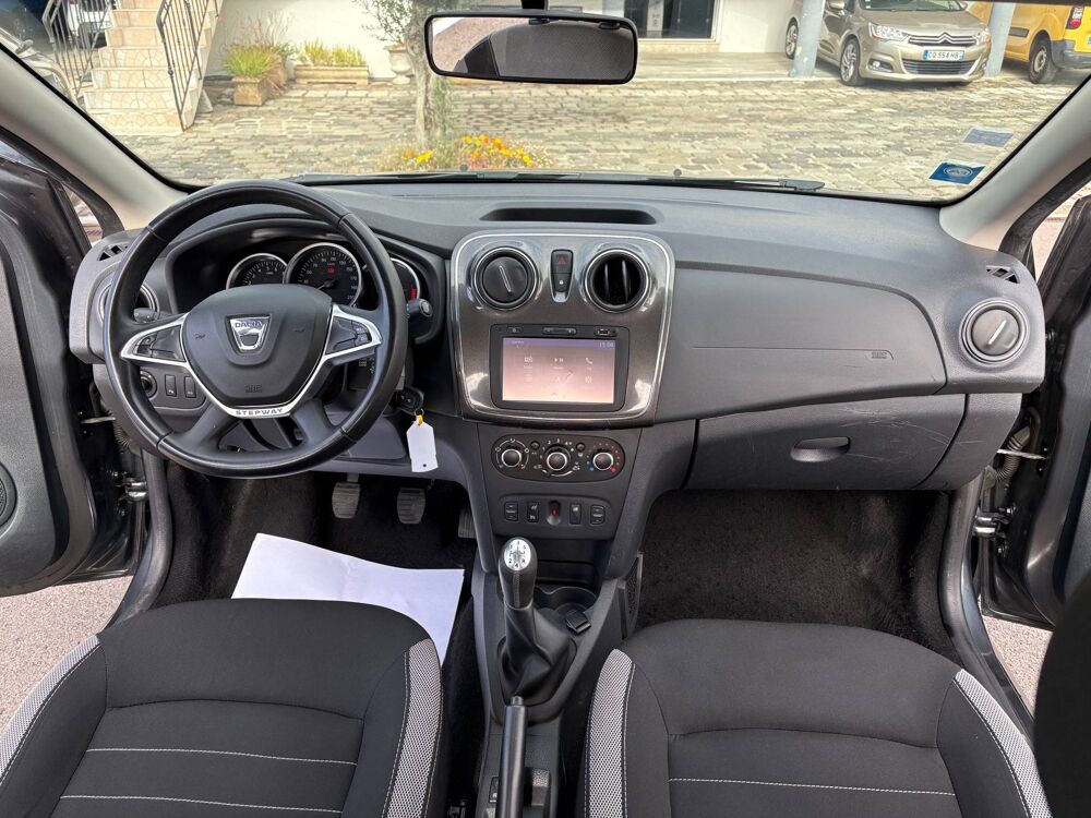 Sandero II (B52) 1.5 dCi 90ch Stepway 2017 occasion 13220 Ch&acirc;teauneuf-les-Martigues