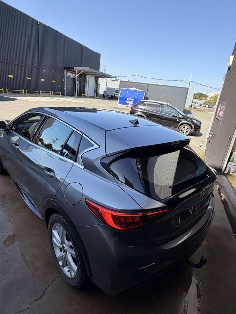Q30 1.5d 109ch Premium 2017 occasion 49124 Saint-Barth&eacute;lemy-d'Anjou