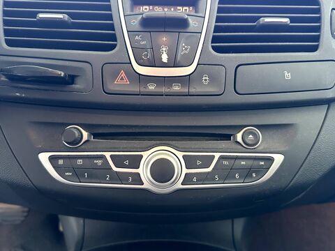Laguna 2.0 dCi 150ch Black Edition 2010 occasion 17430 Tonnay-Charente
