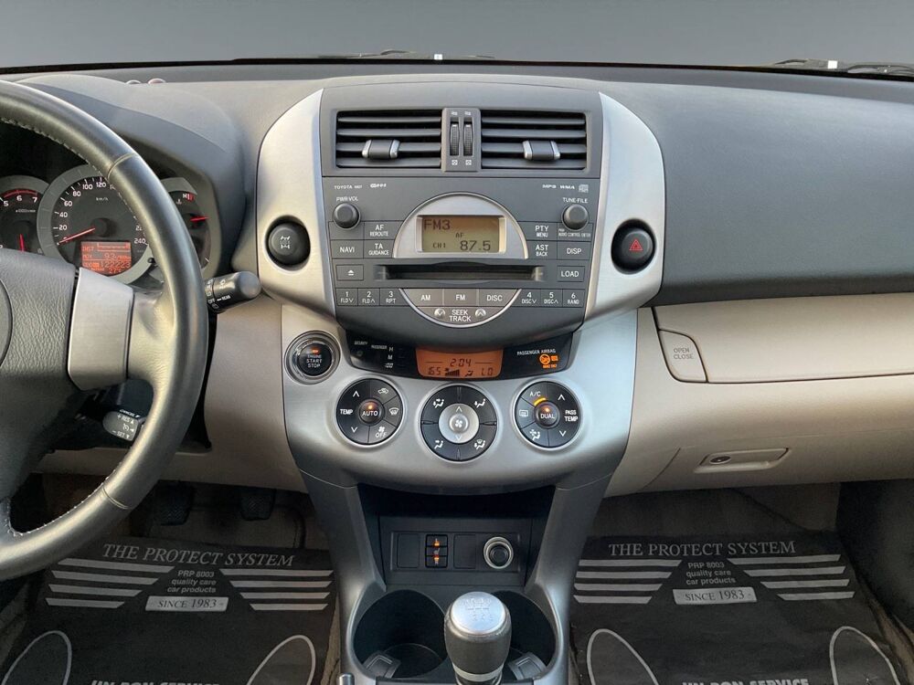 RAV 4 III 177 D-4D Clean Power Pack Techno 2007 occasion 21600 Longvic
