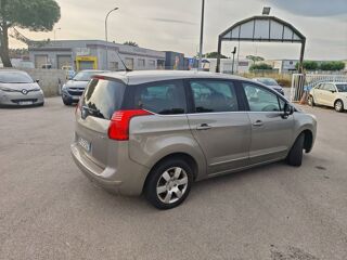 5008 1.6 HDi112 FAP Premium 7pl 2011 occasion 66430 Bompas