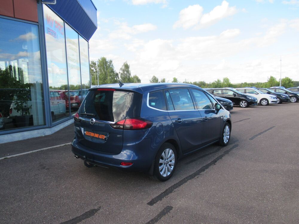 Zafira 2.0 CDTI 110ch Cosmo 7 places 2015 occasion 10410 Saint-Parres-aux-Tertres