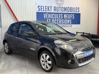 Clio III (B/C85) 1.5 dCi 85ch Dynamique TomTom 3p 2010 occasion 38130 &Eacute;chirolles
