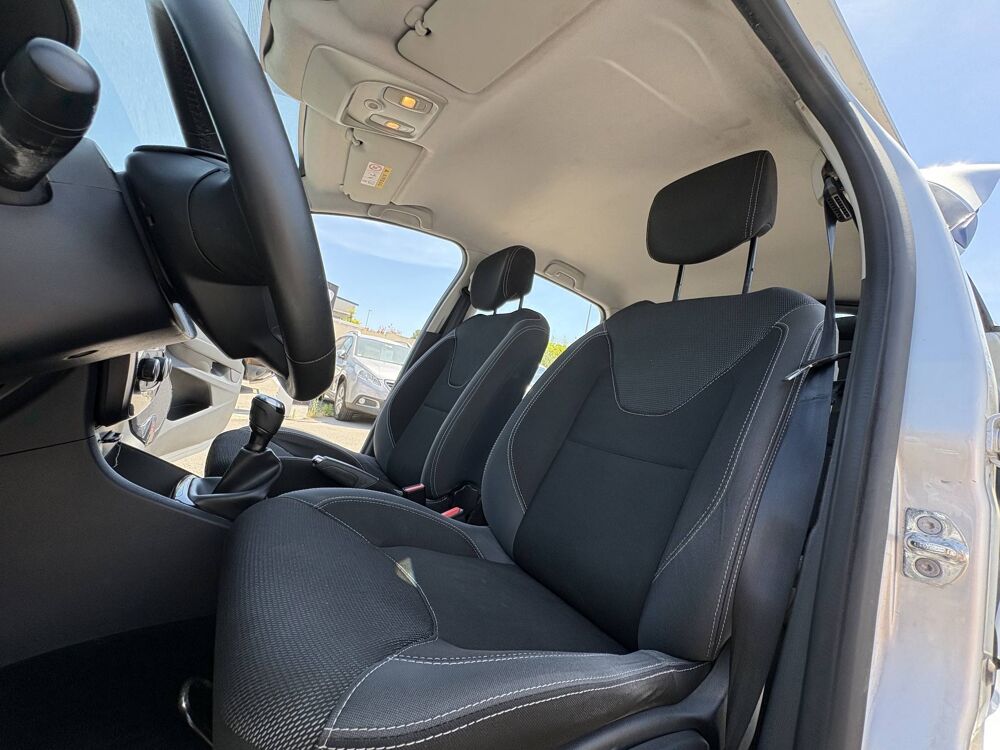 Clio IV (K98) 1.5 dCi 75ch energy Business 2018 occasion 13220 Ch&acirc;teauneuf-les-Martigues
