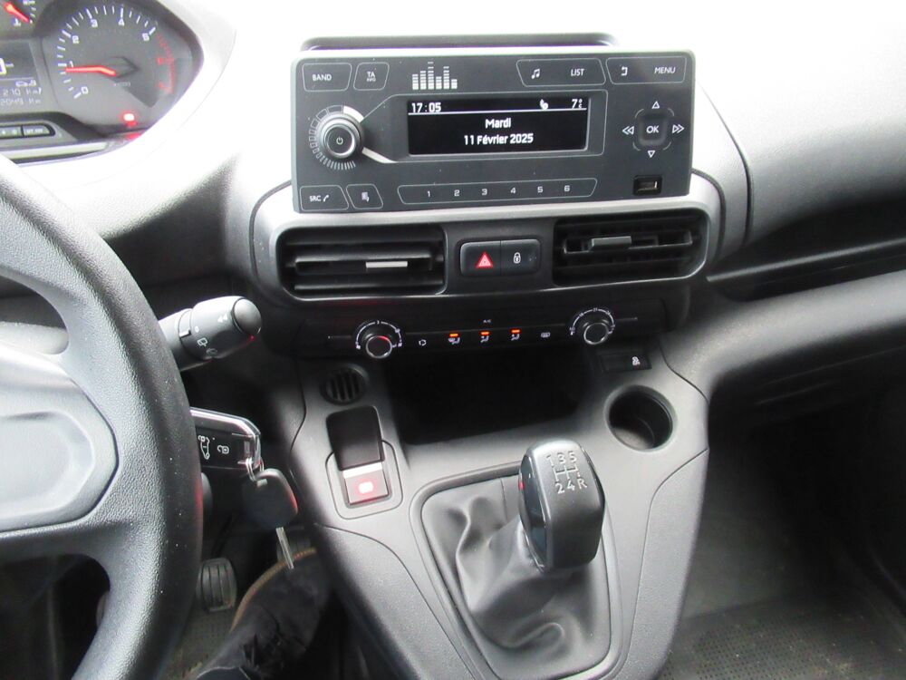 Partner 1.6 BlueHDi 100ch Active 2019 occasion 10410 Saint-Parres-aux-Tertres