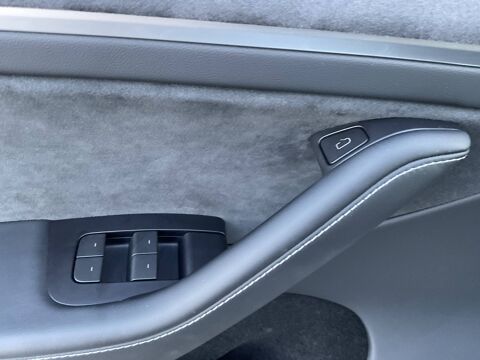 Model Y Long Range AWD 2024 occasion 21600 Longvic