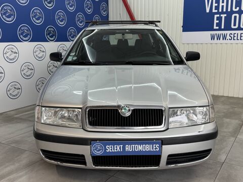 Octavia SKODA OCTAVIA COMBI PHASE 2 1.9 TDI 90 CH 2003 occasion 38130 &Eacute;chirolles