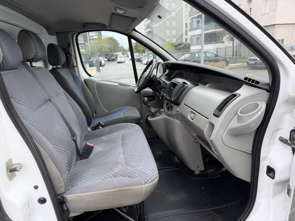 Trafic II 2.0 dCi115 FAP L2H1 1200 kg Privilege 2010 occasion 38130 &Eacute;chirolles