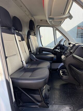 Boxer 2.0 BlueHDi 330 L2H2 Premium Pack 2018 occasion 49124 Saint-Barth&eacute;lemy-d'Anjou