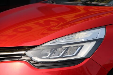Clio CLIO IV 1.2 16V 75 CH LIMITED /GPS/JANTES ALUMINIUM/CLIMATIS 2017 occasion 68190 Ensisheim