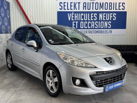 Peugeot 207 FELINE 1.6 VTi 120 CH GPS TOIT PANORAMIQ