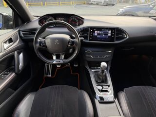 308 II 1.6 THP 205ch GT S&S 5p 2017 occasion 49124 Saint-Barth&eacute;lemy-d'Anjou