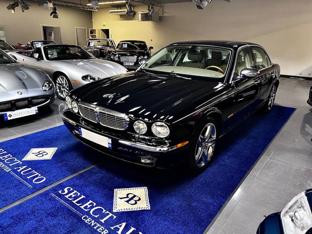 XJ 4.2 V8 Sovereign 296ch 2005 occasion 60530 Le Mesnil-en-Thelle