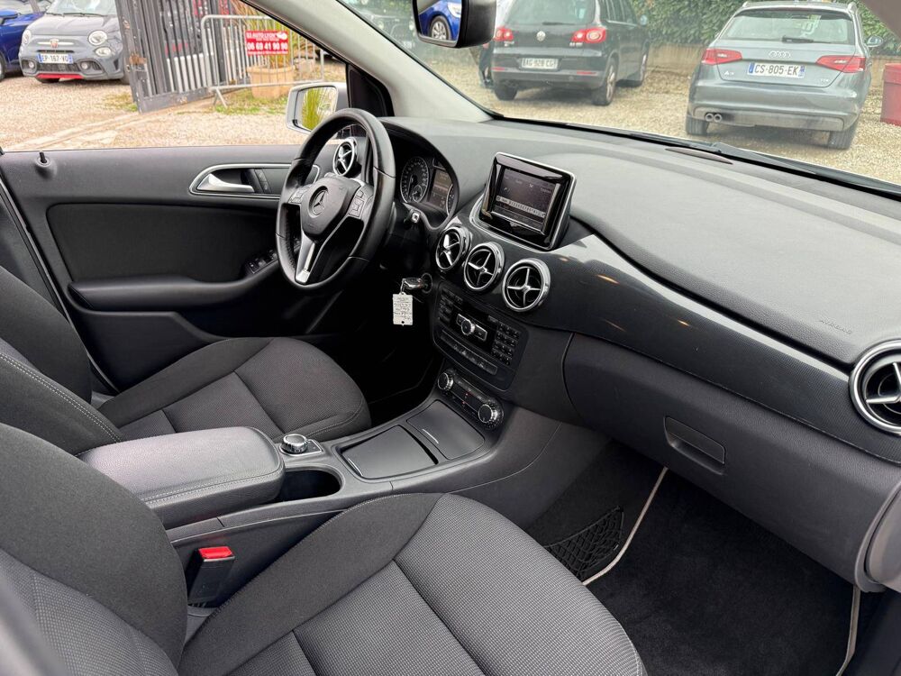 Classe B II (W246) 180 CDI 1.8 Design 7G-DCT 2012 occasion 69800 Saint-Priest