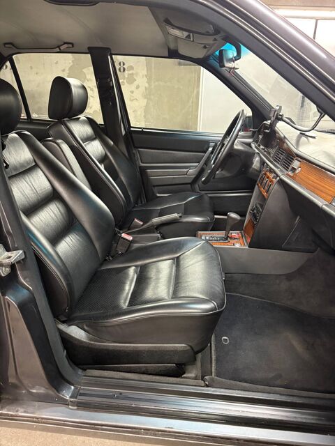 Classe E 2.0 190E 1992 occasion 75010 Paris