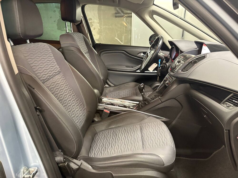 Zafira 1.6 CDTI 136ch ecoFLEX Cosmo Pack Start/Stop 7 places 2015 occasion 75010 Paris