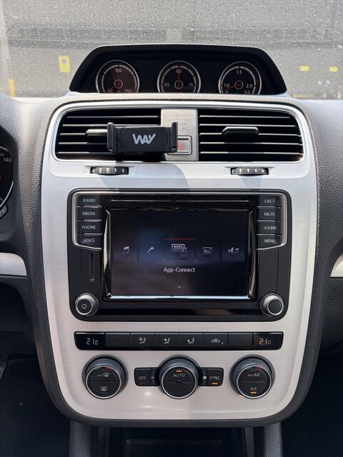 Scirocco 1.4 TSI 125 BlueMotion R Line 2015 occasion 49124 Saint-Barth&eacute;lemy-d'Anjou