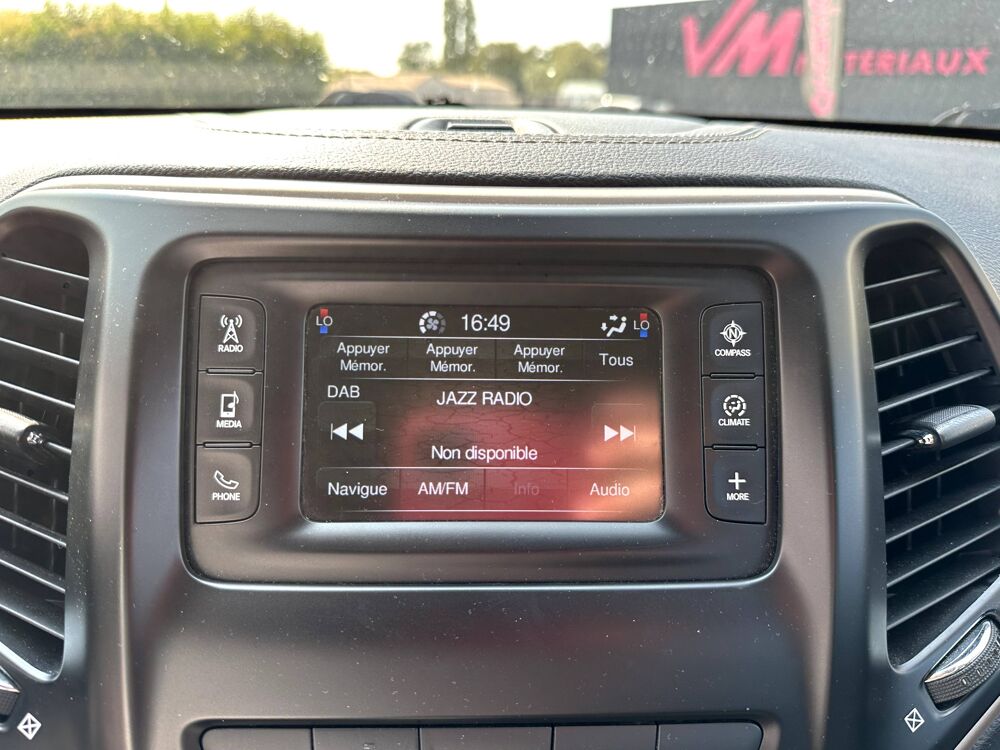 Cherokee 2.0 MultiJet 140 Longitude Business 2014 occasion 17430 Tonnay-Charente