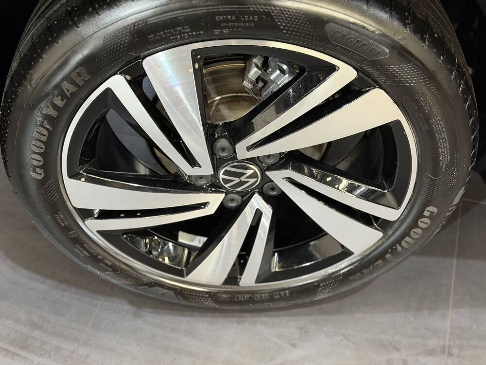 T-ROC R-LINE 1.5 150 CV BVA TVA R&Eacute;CUP&Eacute;RABLE IQLIGHT 2025 occasion 77240 Vert-Saint-Denis