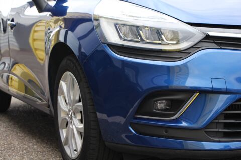 Clio CLIO IV 0.9 TCe 90 CH INTENS/SEMI CUIR/CAMERA 2017 occasion 68190 Ensisheim