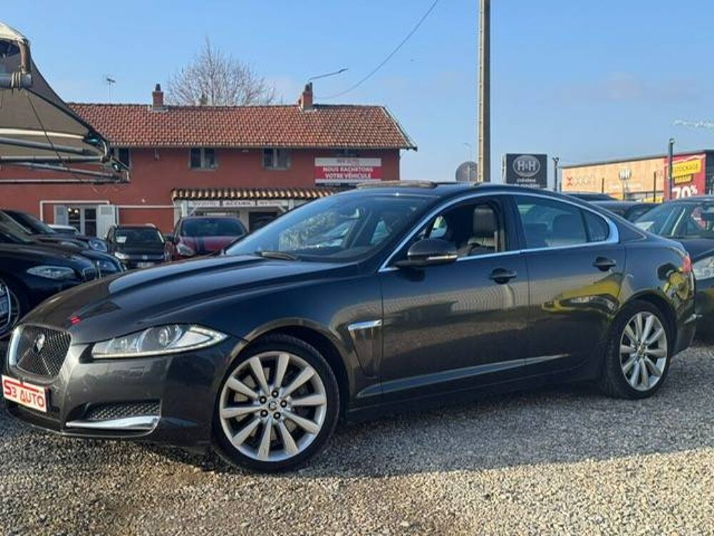 XF V6 3.0 D S 275ch Luxe Premium 2013 occasion 69800 Saint-Priest