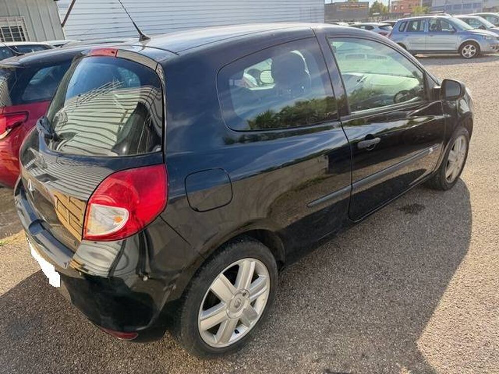 Clio III 1.2 16v 75ch Collection Aliz&eacute; 3p 2013 occasion 69800 Saint-Priest