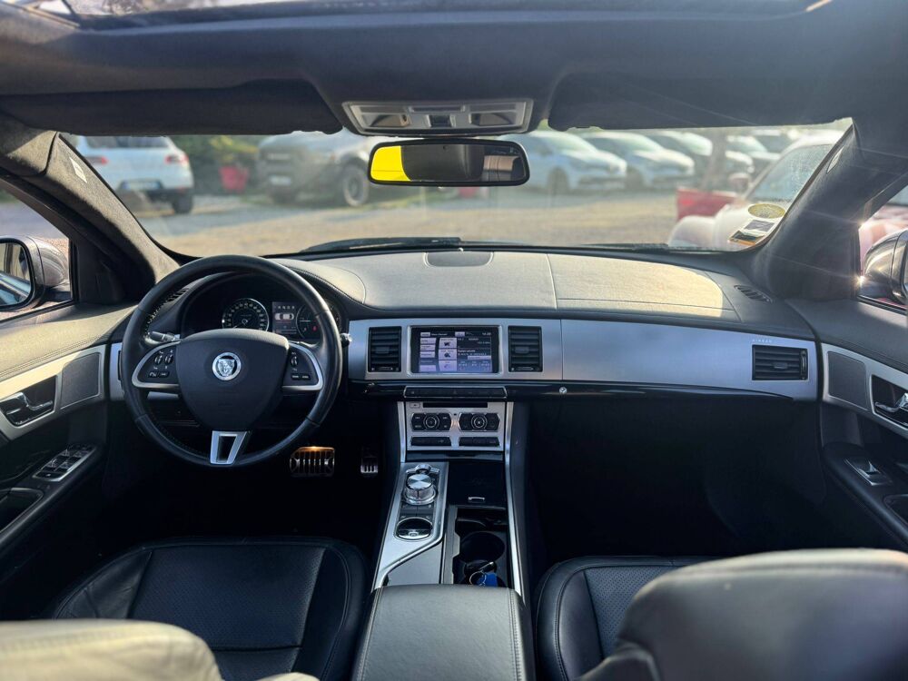 XF V6 3.0 D S 275ch Luxe Premium 2013 occasion 69800 Saint-Priest