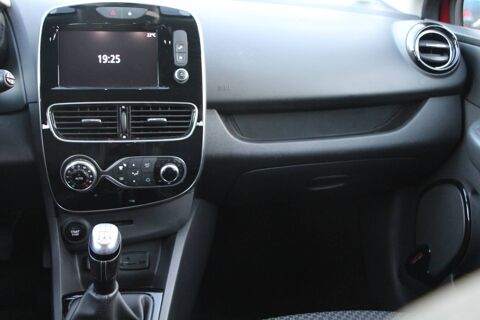 Clio CLIO IV 0.9 TCe 90 CH INTENS/SEMI CUIR/CAMERA 2018 occasion 68190 Ensisheim